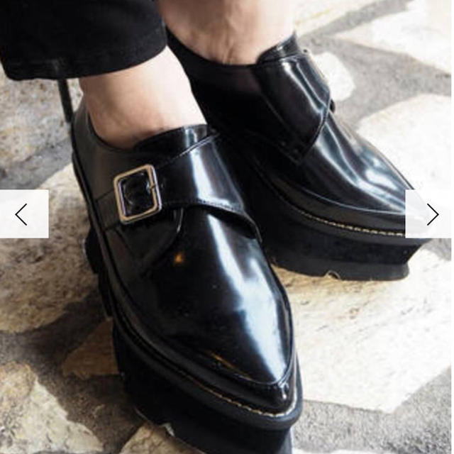 MURUA(ムルーア)のベロアソールローファー ブラック ムルーア 37 レディースの靴/シューズ(ローファー/革靴)の商品写真
