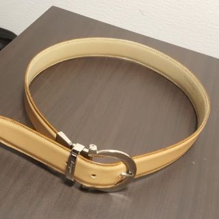 サルヴァトーレフェラガモ(Salvatore Ferragamo)のNatsu様専用！フェラガモ レディース ベルト(ベルト)