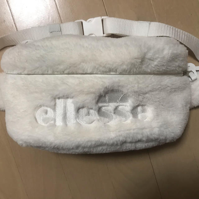 ellesse(エレッセ)のellesse バッグ レディースのバッグ(ボディバッグ/ウエストポーチ)の商品写真