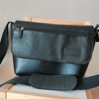 ニコン(Nikon)の新品 未使用 NIKON  ニコン　一眼レフカメラ　バック(デジタル一眼)