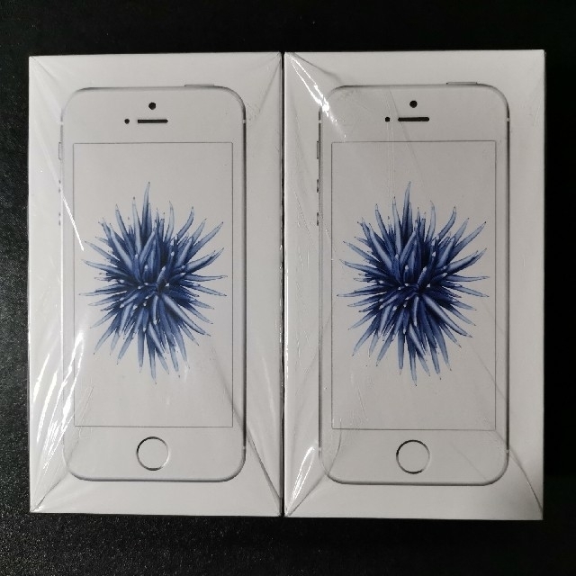 iPhone - 【新品 未使用】iPhone SE 32GB シルバー UQモバイル 2台