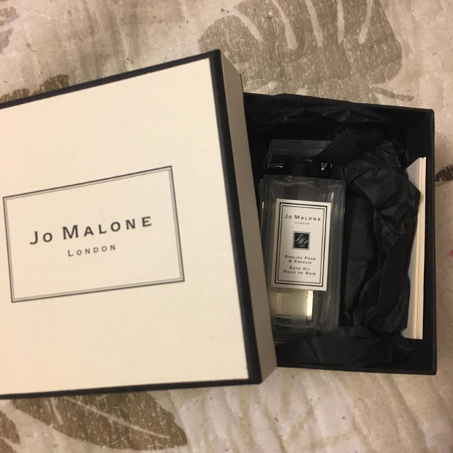 Jo Malone(ジョーマローン)のジョーマローン☆バスオイル コスメ/美容のボディケア(入浴剤/バスソルト)の商品写真