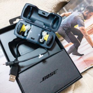 ボーズ(BOSE)の【北斗様専用】BOSE ワイヤレスイヤホン ミッドナイトブルー(ヘッドフォン/イヤフォン)