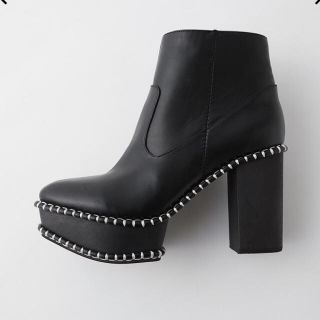 マウジー(moussy)の今季♡MOUSSY wood sole boots♡オールブラックサボブーツ新品(ブーツ)