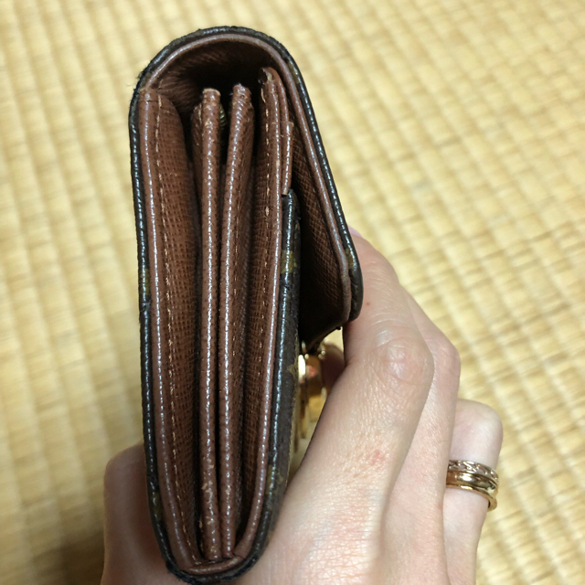 LV ルイヴィトン  ポルトフォイユ サラ 2