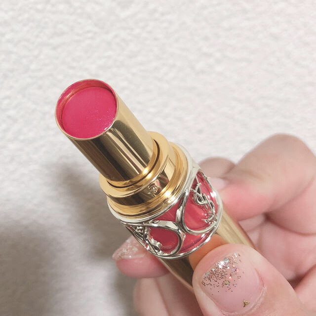 Yves Saint Laurent Beaute(イヴサンローランボーテ)の【YSL】ルージュボリュプテシャイン#6 コスメ/美容のベースメイク/化粧品(口紅)の商品写真