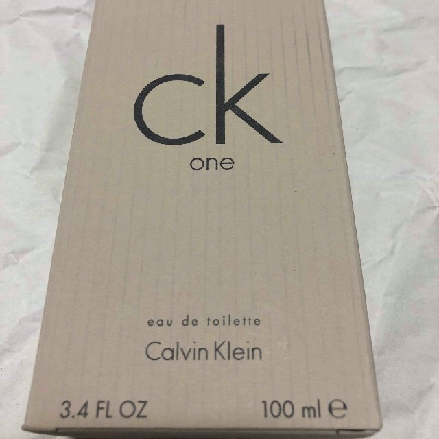 Calvin Klein(カルバンクライン)のカルバンクライン one 香水 はぁすけ様専用 コスメ/美容の香水(香水(男性用))の商品写真