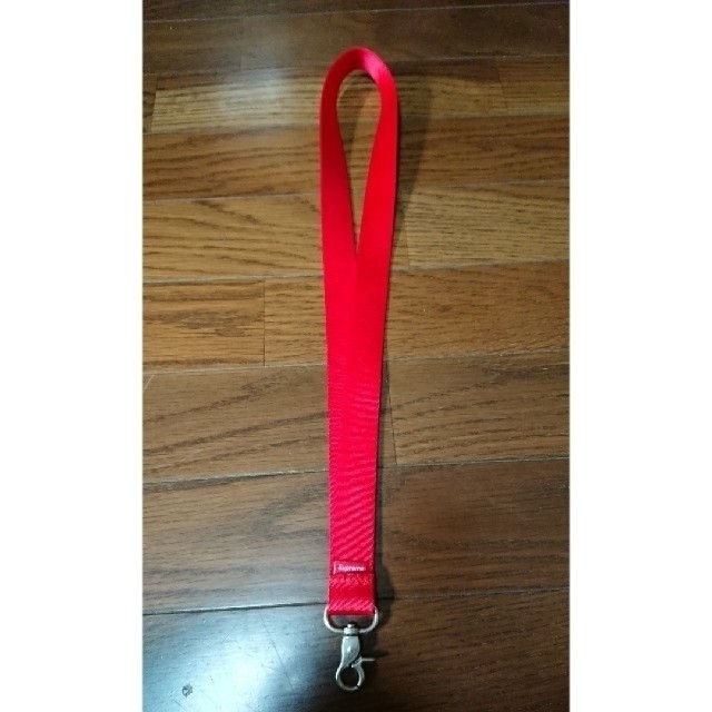 Supreme(シュプリーム)のSAMURAI様専用 Nylon Lanyard

COLOR Red スマホ/家電/カメラのスマホアクセサリー(ネックストラップ)の商品写真