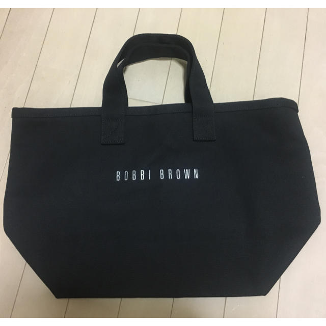 BOBBI BROWN(ボビイブラウン)の【ここちゃん専用】【新品・未使用・非売品】ボビイブラウン トートバッグ レディースのバッグ(トートバッグ)の商品写真