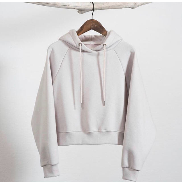 HOWDY hooded sweat レディースのトップス(トレーナー/スウェット)の商品写真