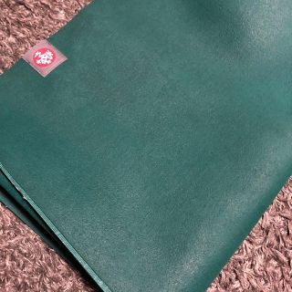 ルルレモン(lululemon)の週末限定お値下げ！manduka トラベルマット(ヨガ)