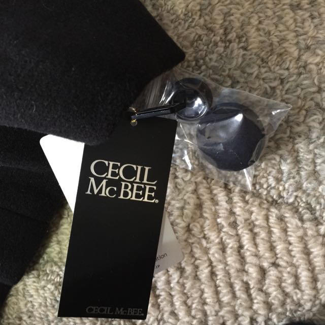 CECIL McBEE(セシルマクビー)のセシル冬物コート レディースのジャケット/アウター(ロングコート)の商品写真