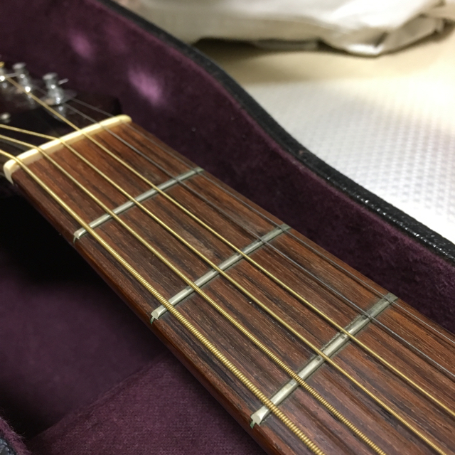 Gibson(ギブソン)の【ビンテージ】 guild F30 SB 1979年OVALピックアップ搭載 楽器のギター(アコースティックギター)の商品写真