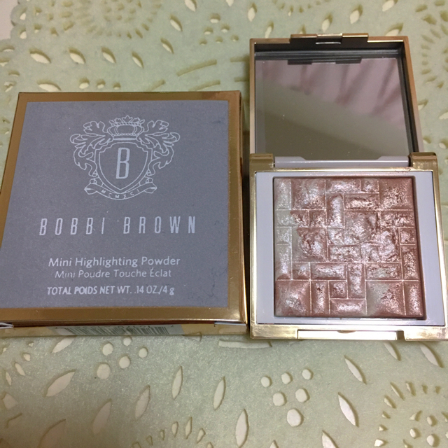 BOBBI BROWN(ボビイブラウン)の本日限定値下げ！ボビイブラウン ピンクグロウ ハイライト 限定 コスメ/美容のベースメイク/化粧品(フェイスカラー)の商品写真