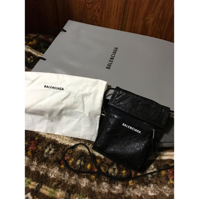 Balenciaga(バレンシアガ)の18AW BALENCIAGA  ポーチストラップ レザー ショルダーバッグ メンズのバッグ(ショルダーバッグ)の商品写真