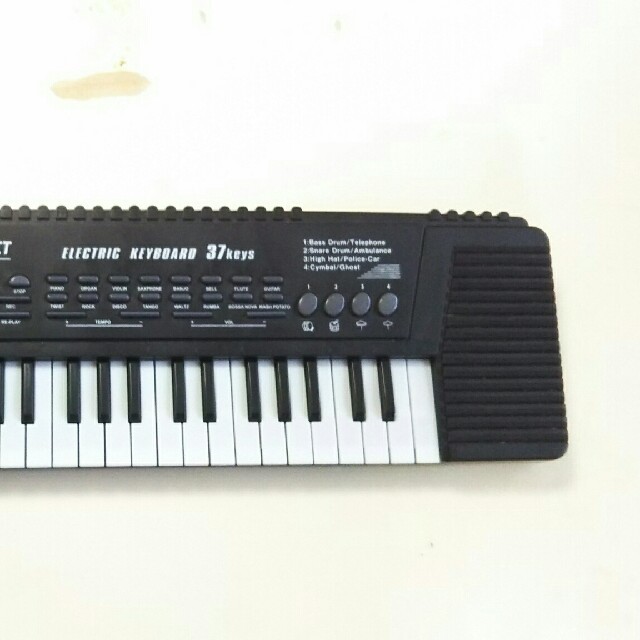 美品 キーボード 楽器の鍵盤楽器(キーボード/シンセサイザー)の商品写真