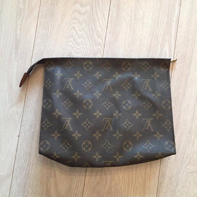 LOUIS VUITTON(ルイヴィトン)のクラッチバッグ メンズのバッグ(セカンドバッグ/クラッチバッグ)の商品写真