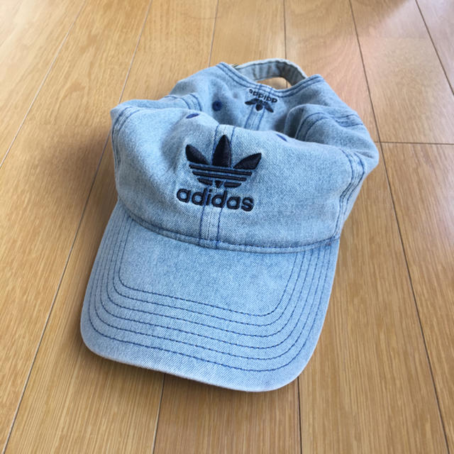 adidas(アディダス)の【最終値下げ】Adidas デニムキャップ メンズの帽子(キャップ)の商品写真