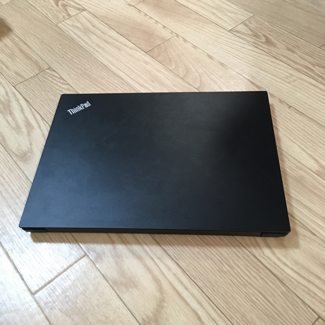ThinkPad E480 i7-8550U 16GB RadeonRX550