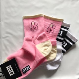 ボウダンショウネンダン(防弾少年団(BTS))のBT21 COOKY 2足組ソックス(ソックス)