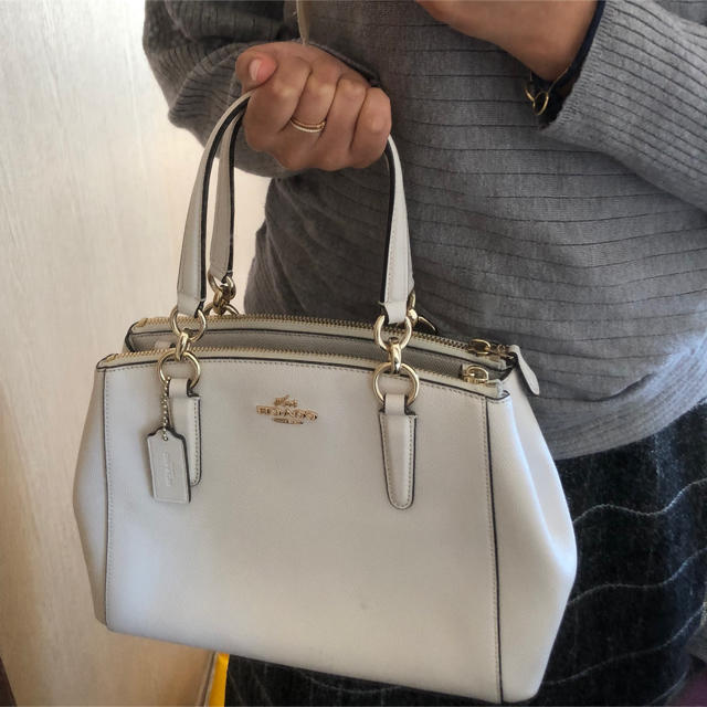 COACH - ♡coach♡コーチ バック 白 備品 冬に可愛い♪の通販 by Peco