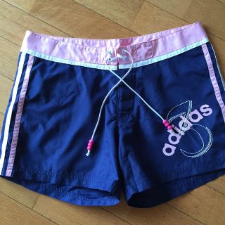 アディダス(adidas)のadidas サーフパンツ(ショートパンツ)