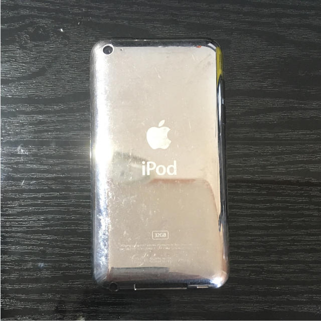 iPod touch(アイポッドタッチ)のアイポッドタッチ ジャンク品 iPod touch スマホ/家電/カメラのオーディオ機器(ポータブルプレーヤー)の商品写真