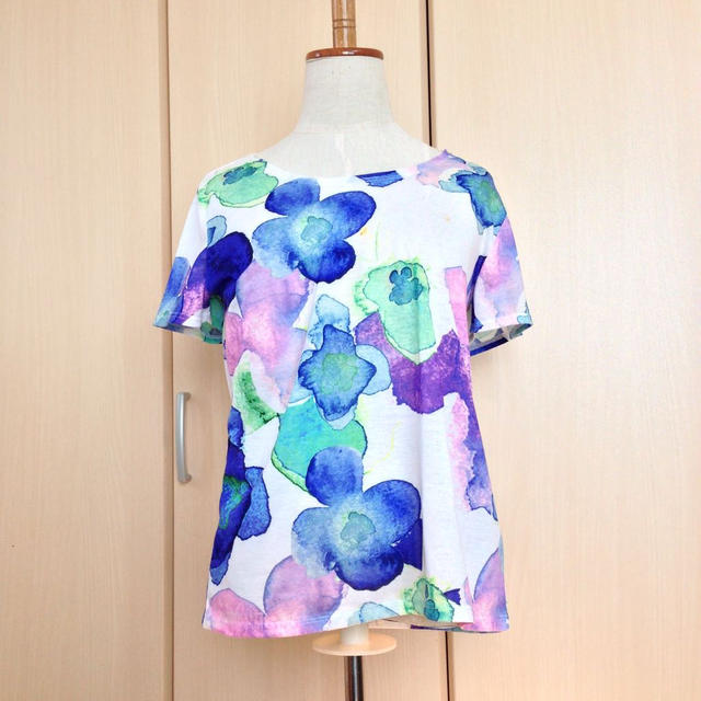 MURUA(ムルーア)のMURUA☆ぼかし花柄Tシャツ レディースのトップス(Tシャツ(半袖/袖なし))の商品写真