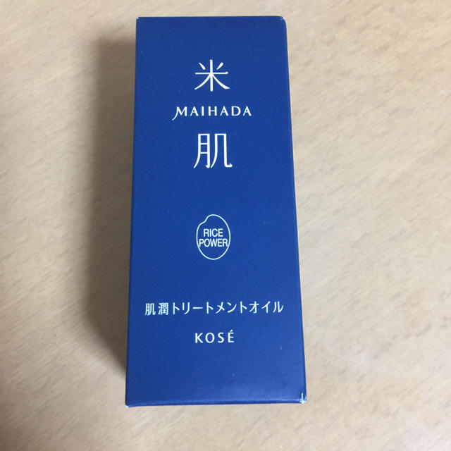 KOSE(コーセー)の米肌 肌潤トリートメントオイル25ml コスメ/美容のヘアケア/スタイリング(オイル/美容液)の商品写真