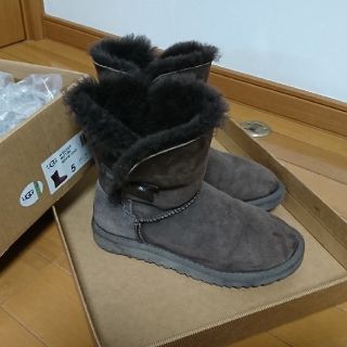 アグ(UGG)のUGGアグ W BAILEY BUTTON サイズ5(ブーツ)