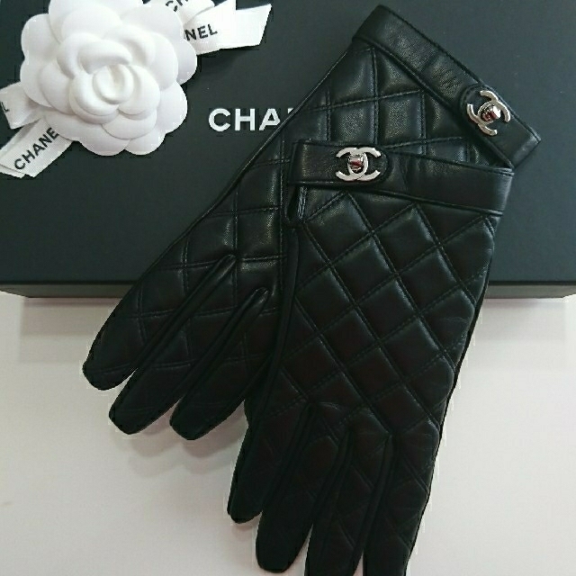 シャネル CHANEL レザー グローブ 新品