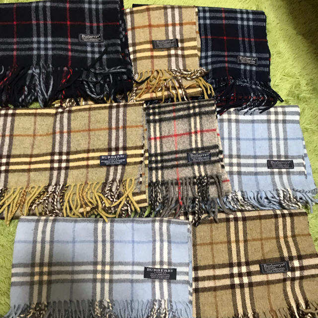 BURBERRY(バーバリー)の【中】 Burberry マフラー 【4000円〜6000円】【残り４つ】 メンズのファッション小物(マフラー)の商品写真