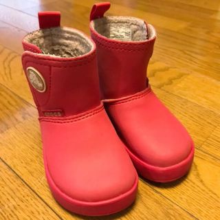 クロックス(crocs)の【12/16迄お取置ハム様】美品☆クロックス C6 ブーツ 赤  14cm(ブーツ)