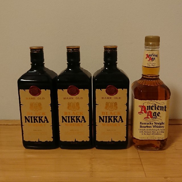 ニッカウヰスキー(ニッカウイスキー)のブラックニッカ BLACK NIKKA WHISKY 食品/飲料/酒の酒(ウイスキー)の商品写真