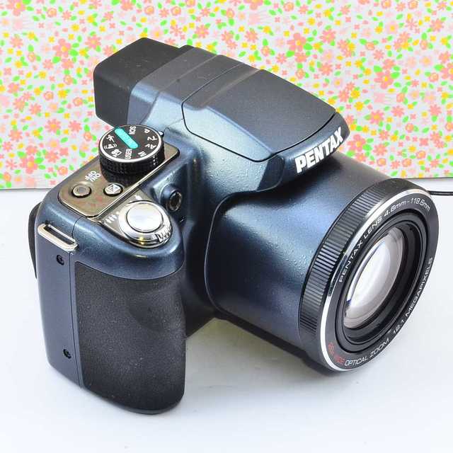 ✨Wifi &小ぶりな本格レンズ付きカメラ✨ペンタックス X90 スマホ/家電/カメラのカメラ(コンパクトデジタルカメラ)の商品写真