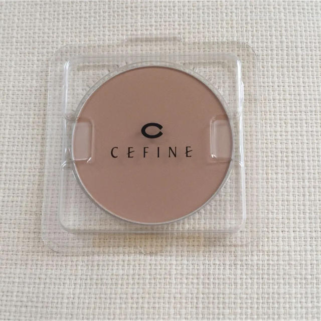 CEFINE(セフィーヌ)のセフィーヌ シルク ウェット パウダー ファンデーション OC110 コスメ/美容のベースメイク/化粧品(ファンデーション)の商品写真