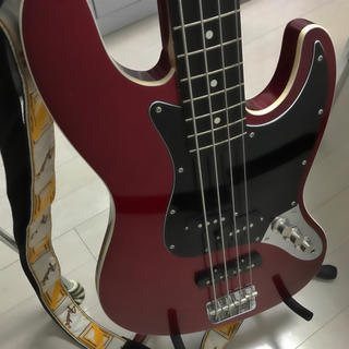 フェンダー(Fender)のFender Japan Aerodyne Jazz Bass / Red(エレキベース)