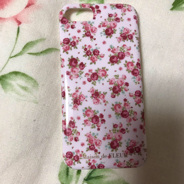 Maison de FLEUR(メゾンドフルール)のMaison de F LEUR   i Phone7/8ケース スマホ/家電/カメラのスマホアクセサリー(iPhoneケース)の商品写真