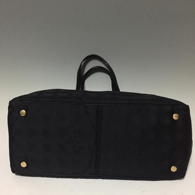 CHANEL 黒 ニュートラベルライン トートバッグ シャネル ココマーク CHANEL 黒 ニュートラベルライン トートバッグ シャネル ココマーク
