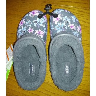 クロックス(crocs)の値下げしました！！　crocs 新品未使用品　W8 24㎝(サンダル)