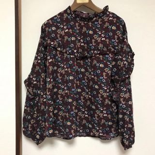 シマムラ(しまむら)の売り切り❗️しまむら❣️花柄フリルブラウス(シャツ/ブラウス(長袖/七分))