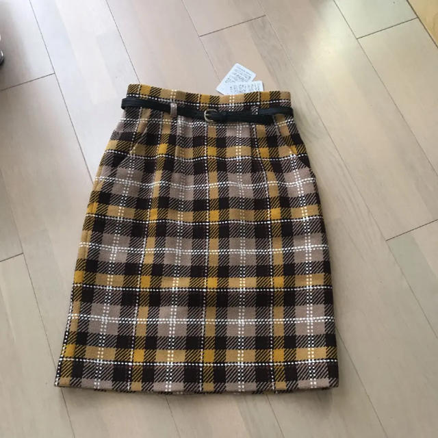 アプワイザーリッシェ  新品  スカート レディースのスカート(ひざ丈スカート)の商品写真