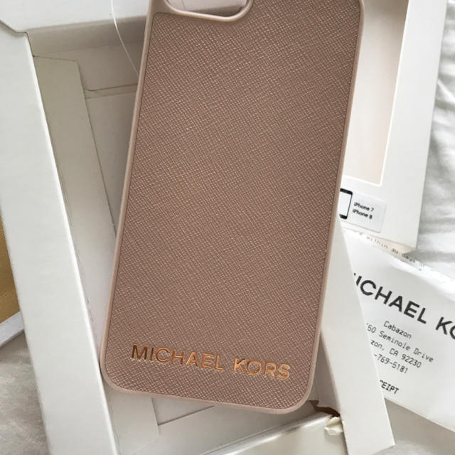 Michael Kors - 完売品★破格【新品】マイケルコース iPhoneケース レザー ピンクベージュの通販 by  IS♡shop 翌日発送/ラッピング無料｜マイケルコースならラクマ