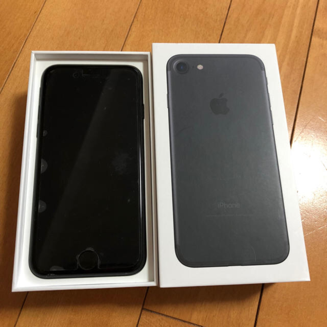 スマートフォンiPhone7 32G ブラック