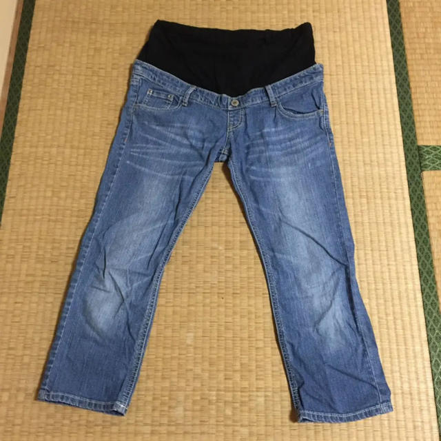 マタニティデニム 七分丈 キッズ/ベビー/マタニティのマタニティ(マタニティボトムス)の商品写真