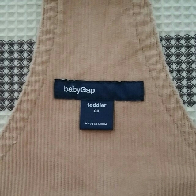 babyGAP(ベビーギャップ)のbaby Gap コーデュロイ サロペット 女の子 90㎝ キッズ/ベビー/マタニティのキッズ服女の子用(90cm~)(パンツ/スパッツ)の商品写真