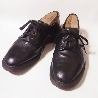 ドクターマーチン(Dr.Martens)の
希少4ホール!ドクターマーチン高級牛革レザーローファー黒ビンテージ！


(ドレス/ビジネス)