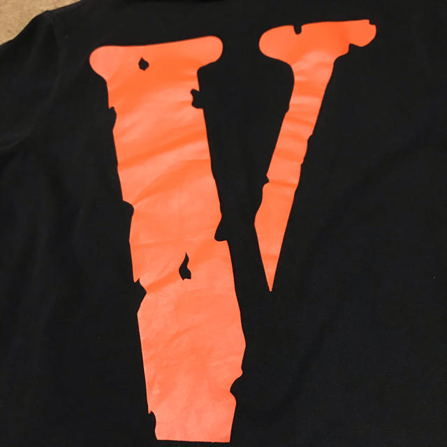 vlone Tシャツ メンズのトップス(Tシャツ/カットソー(半袖/袖なし))の商品写真