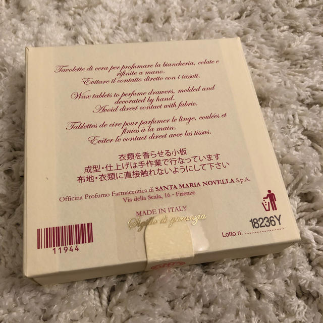 Santa Maria Novella(サンタマリアノヴェッラ)のサンタマリアノヴェッラ ローズタボレッタ 未開封 コスメ/美容のリラクゼーション(アロマグッズ)の商品写真