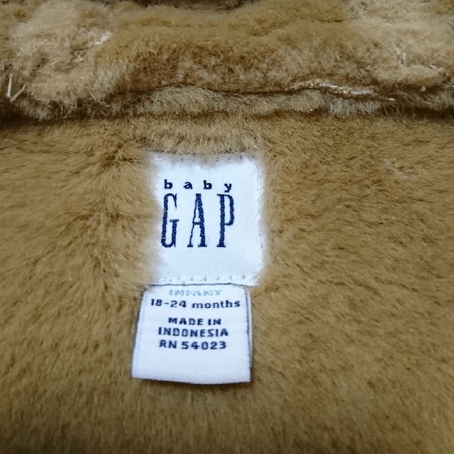 babyGAP(ベビーギャップ)のあさママ様専用   babyGAP ムートンコート 90 キッズ/ベビー/マタニティのベビー服(~85cm)(ジャケット/コート)の商品写真